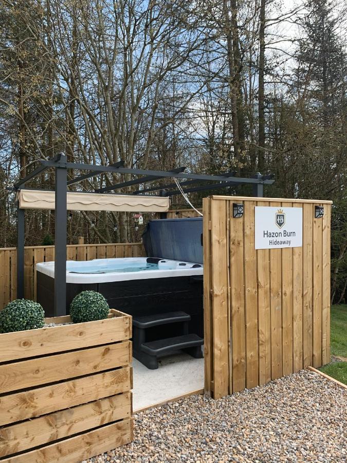 Percy Wood Lodge With Hot Tub Near Alnwick Swarland Exterior photo