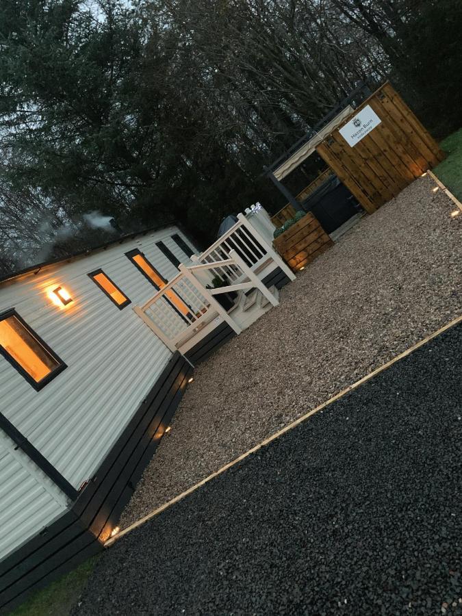 Percy Wood Lodge With Hot Tub Near Alnwick Swarland Exterior photo